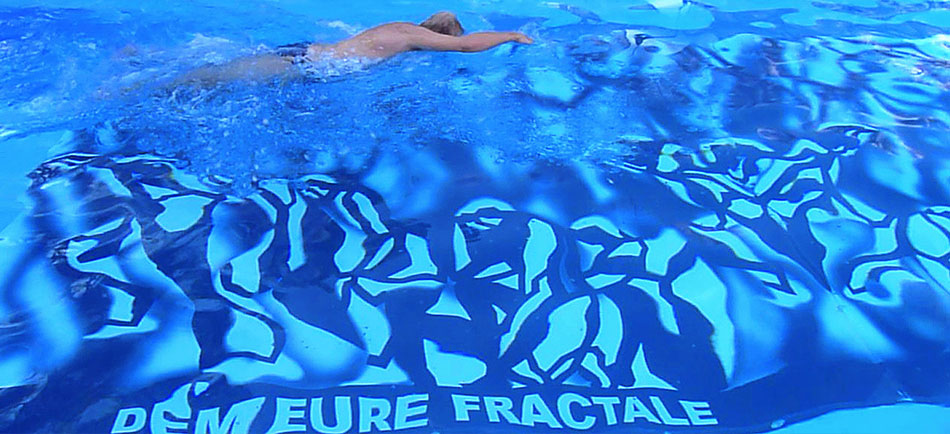  Ultra Marine  - Pour le 23 me Colloque de Mouans-Sartoux, Jean-Claude Meynard installe une Demeure Fractale  ULTRA MARINE  dans les Alpes-Maritimes, France.